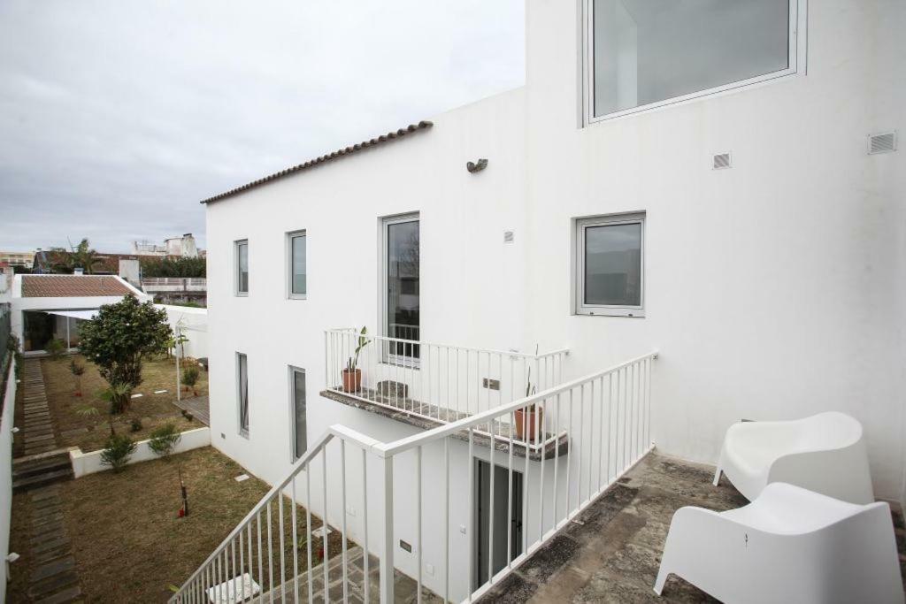Place Of Moments Urban-Suites Ponta Delgada Dış mekan fotoğraf